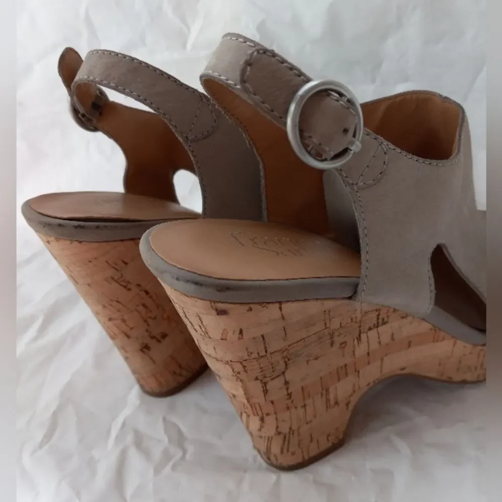 Franco Sarto Cork Taupe Wedge Sandals Size 7
